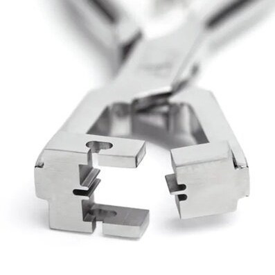 Arkada Brace M mini инструмент за корекция на враснали нокти на краката Arkada Brace M mini инструмент за корекция на враснали нокти на краката