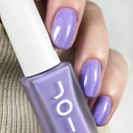 Подхранващ лак за нокти 4 в 1 Lavander Dusk Joia Vegan 8 мл. Подхранващ лак за нокти 4 в 1 Lavander Dusk Joia Vegan 8 мл.